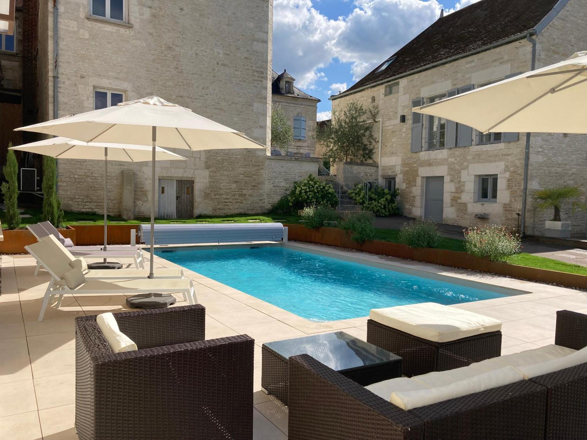 La Villa Lombardi En Champagne, Avec Piscine Privee Et Jacuzzi Les Riceys Exterior foto